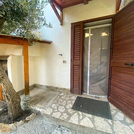 Nel A 8' Dal Mare Semesterbostad Villasimius